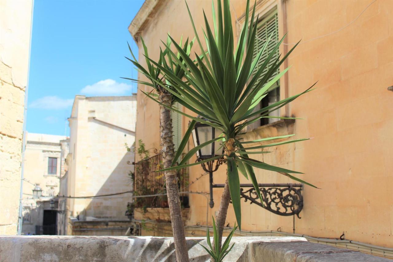 Bed and Breakfast Dimora Vico Dei Nohi Лечче Экстерьер фото